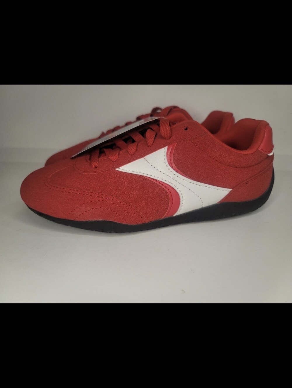 Brand New Avia Womens Red And White Sneakers For Sale